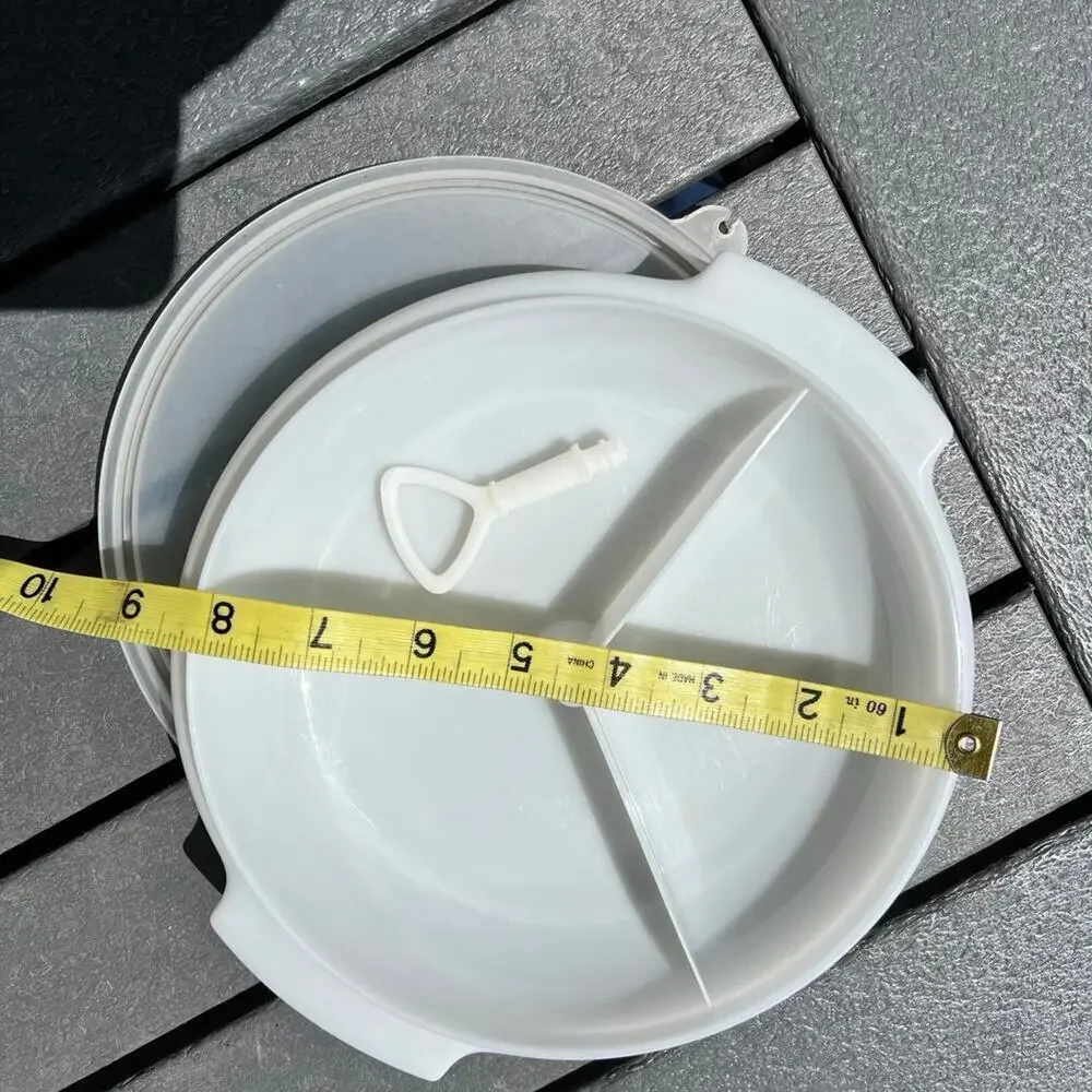 Tupperware divided serving tray, with screw in handle & Tupperware seal lid